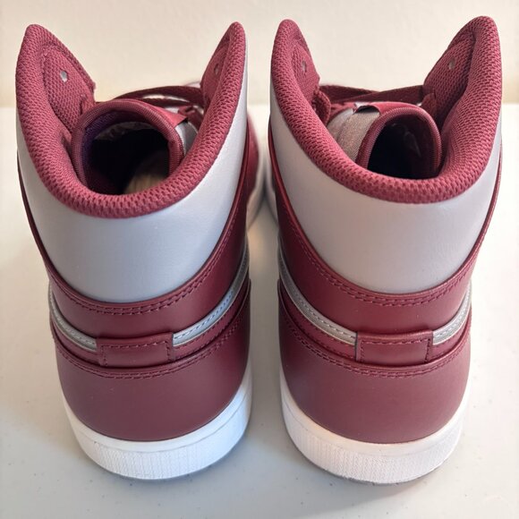 Nike Air Jordan 1 Mid Cherrywood Red White Men\'s size 13 NEW in BOX DQ8426-615